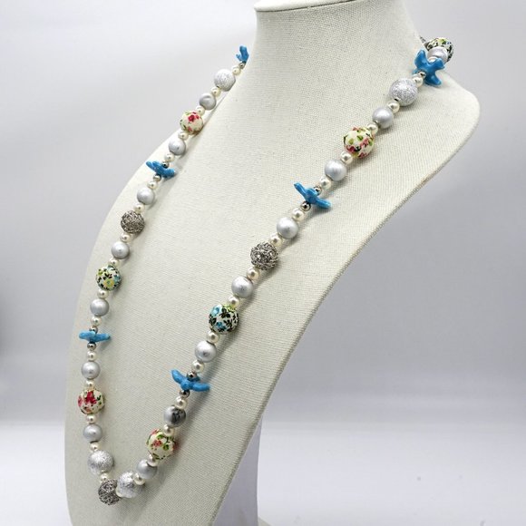 Long necklace with ceramic blue birds. - Picture 6 of 8